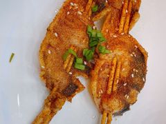 -覃记海鲜美食餐厅