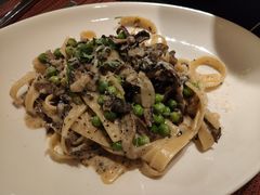 -WOLFGANG PUCK KITCHEN & BAR(迪士尼小镇店)