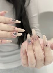 -斯馨·健康美甲美睫