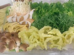 -红鼎豆捞·非遗鲍皇汤火锅(宝丰路店)