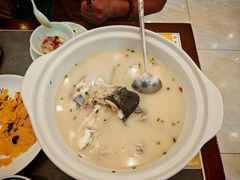 -浔味·山屿湖·正宗淳牌全鱼宴老字号