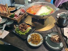 -湊湊火锅·茶憩(新中关购物中心店)
