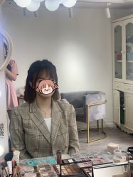 -爱的化妆工作室(雅地天际店)