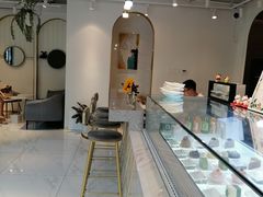 -Fridi Patisserie Cafe