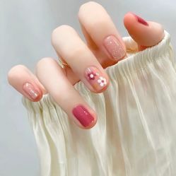 -悦指间美甲美睫