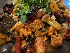 -拿渡麻辣香锅(世茂广场·工三店)