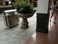 -解放路步行街                