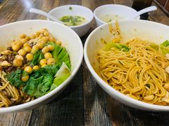 -大光明电影院(南京西路店)