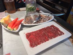 -尚尚仙·酸汤猪手·猪肚鸡火锅(华联万柳购物中心店)