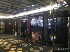 -简·无界健身工作室·运动康复·体态(石厦店)