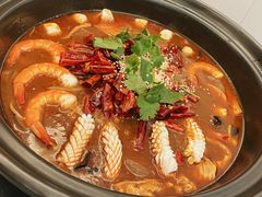品海满江红毛血旺-品海楼·大连海胆锅贴馆(东港店)