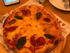 萨拉米香肠披萨-MR.ROCKY洛奇先生RESTAURANT&BAR(宝安壹方城店)