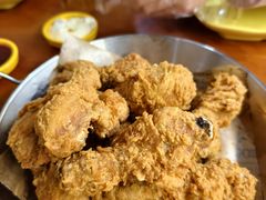 -BHC炸鸡(明洞总店)