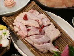 -得意咚瓜·顺德鱼生·冬瓜火锅(深圳首店)