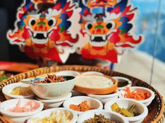 -包整·丝娃娃(一览甲秀楼风景店)