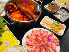 -唯爱KTV聚会餐厅(仙林东城汇店)