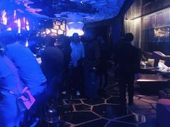 -OZONE 顶楼酒吧(香港丽思卡尔顿酒店)