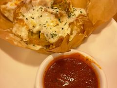 -城市大道红炉披萨烘焙坊