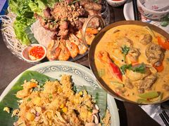 -大头虾越式风味餐厅(光明广场店)