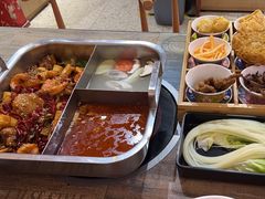 -鸡遇虾煲干锅火锅(小寨金莎店)