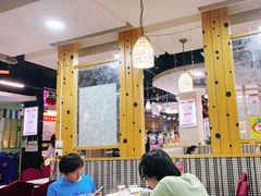 大堂-尚品海鲜肥牛自助火锅(湖明店)
