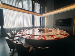 -东豪园林海鲜酒家(南港路辅路店)