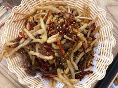 -江城燕子大排档(江汉路步行街店)