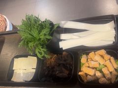 -火凤祥鲜货火锅·清真食品(宁夏总店)