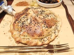 面包烤羊腿-那拉提之疆·新疆菜(美院店)