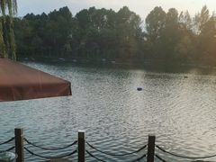 -上海怡沁园度假酒店