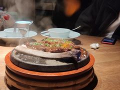 -蜜桃餐厅·伴山(湖滨商业街店)