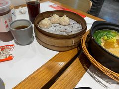 -馋三尺蟹粉小笼(人民广场店)