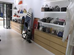 -小鱼中古奢侈品回收