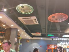 -老街烧烤大排档·地道湖北菜·龙虾馆(汉口火车站店)