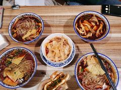 -老字号杨坡红油米线腊汁肉夹馍(东四道巷店)