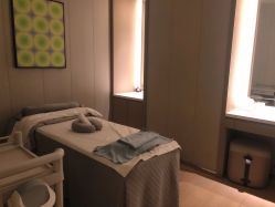 -PE SALON