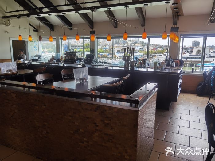 Swiss Louis Italian & Seafood Restaurant图片