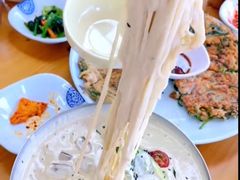 -亲昵春川鸡排(韩国美食街店)