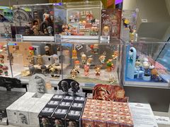 -泡泡玛特POPMART (北京超极合生汇店)