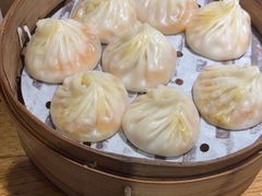 -馋三尺蟹粉小笼(人民广场店)