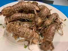 全母带膏皮皮虾-臻鲜燕海鲜融合餐厅(金陵style店)