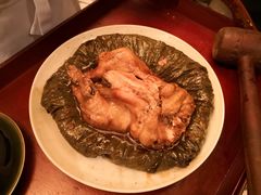 江南富贵鸡-湖滨28中餐厅·西湖宴·杭州君悦酒店