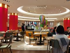 -咖啡苑自助餐厅·中国大饭店