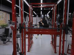 -享受健身·美体塑形馆