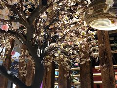 -蜜桃餐厅·伴山(绿宝广场店)