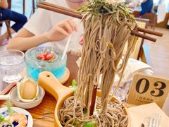 悬浮挂面-小银家日式简餐(中信丹阳花园店)