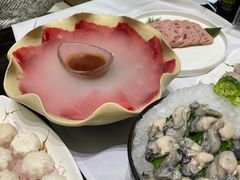 -红鼎豆捞·非遗鲍皇汤火锅(宝丰路店)