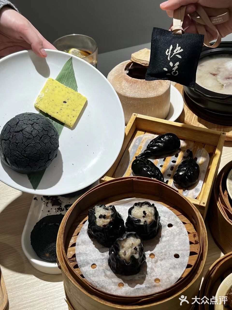 主打一个吃吃喝喝