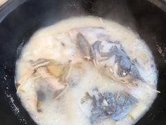 -陈大锅·岳阳鱼馆·地道岳阳菜(美食街店)