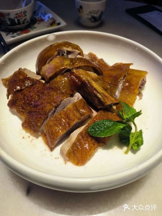 莞府家宴·东莞菜(市民服务中心店)脆皮烧鹅图片